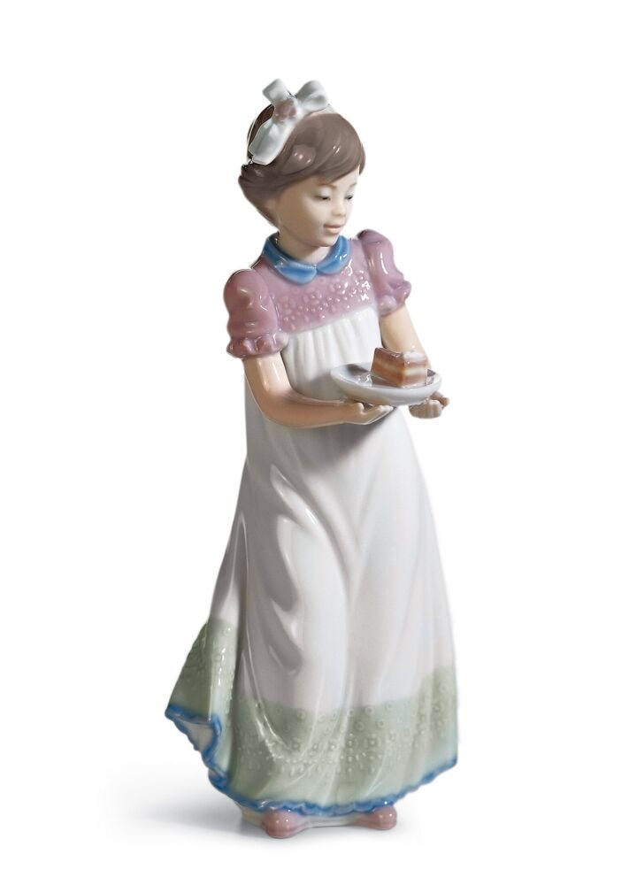 Happy Birthday Girl Figurine in Lladró