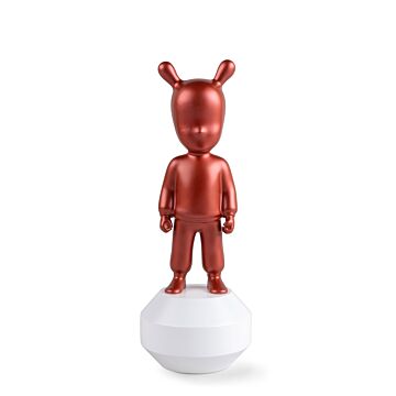 The metallic red Guest Figurine. Small Model in Lladró