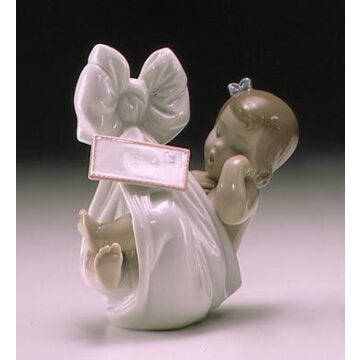 HEAVEN'S GIFT WITH CARD (GIRL) in Lladró