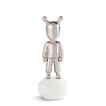 The Silver Guest Figurine. Small Model. in Lladró