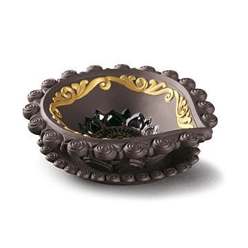 Lotus Round Diya Figurine. Golden Lustre in Lladró