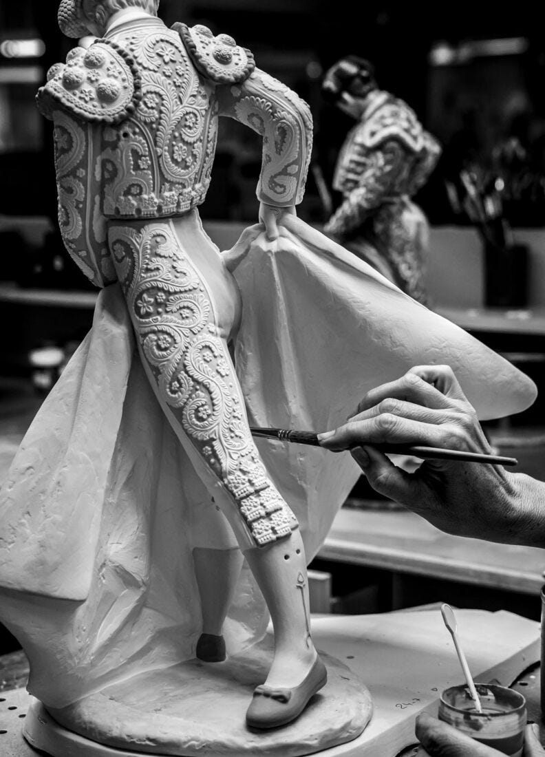 Matador Sculpture. White Outfit, 7 of 7