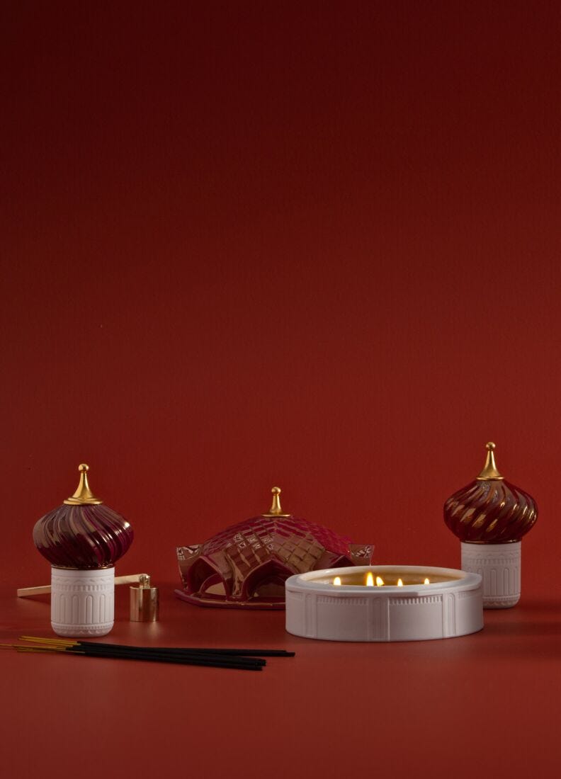 Scheherazade's Quarters Candle 1001 Lights (peony). Night approaches Scent, 3 of 5