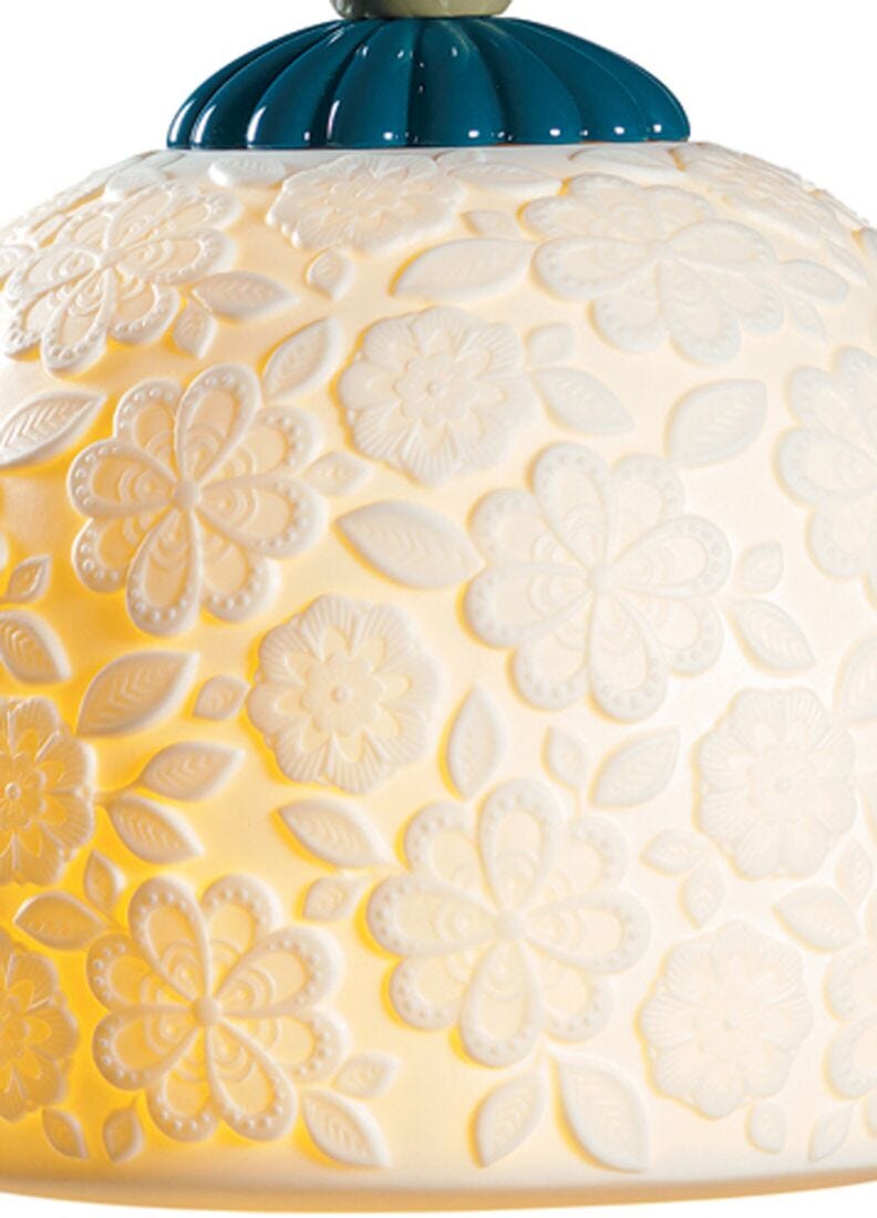 Mademoiselle Annette Ceiling Lamp (US), 4 of 5