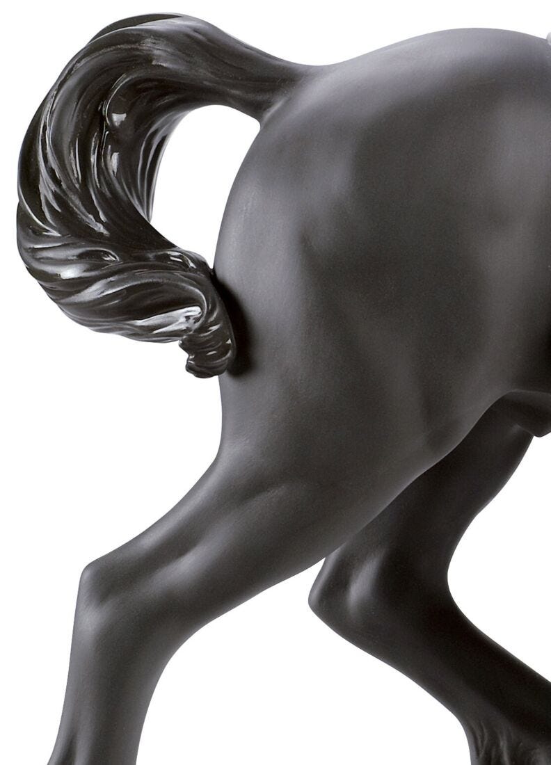 A Regal Steed Horse Sculpture. Silver Lustre, 5 of 6