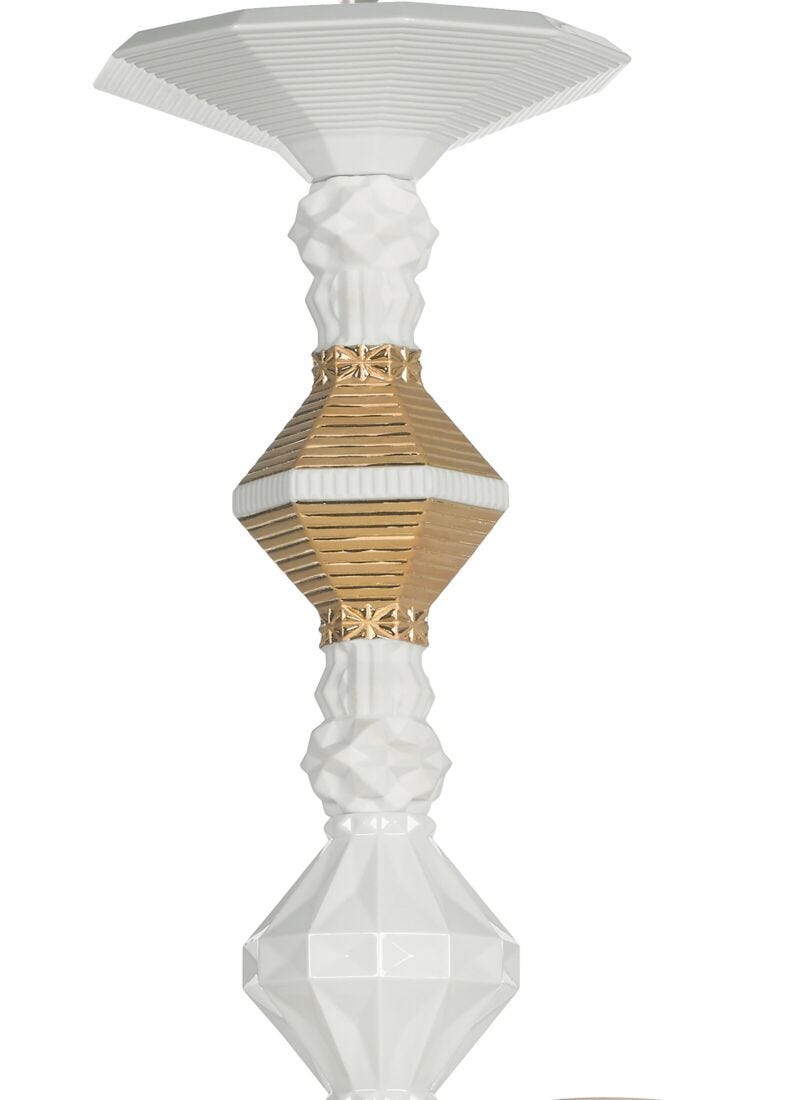 Belle de Nuit 12 Lights Chandelier. Golden Luster (US), 1 of 5