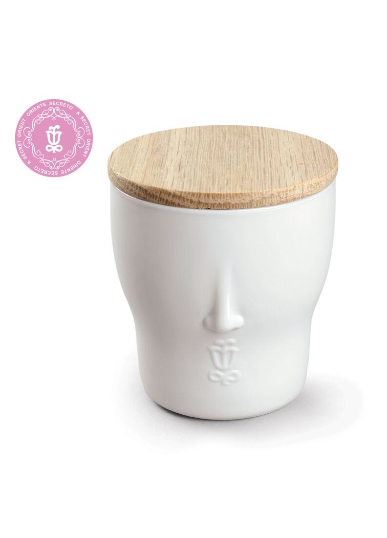 Nose Candle. A Secret Orient Scent, 1 of 2