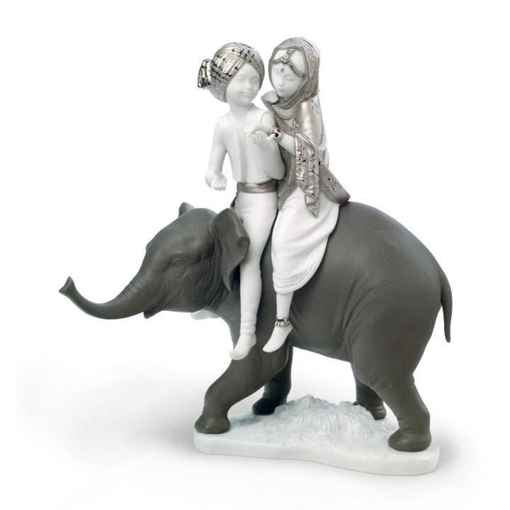 Hindu Children Figurine. Silver Lustre in Lladró