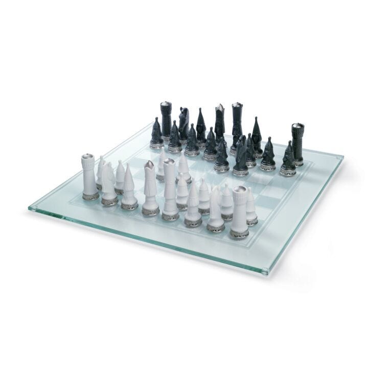 Chess Set. Silver Lustre in Lladró