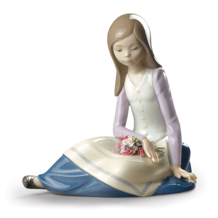 Contemplative Young Girl Figurine in Lladró