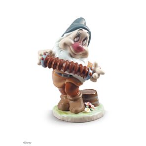 Bashful Snow White Dwarf Figurine