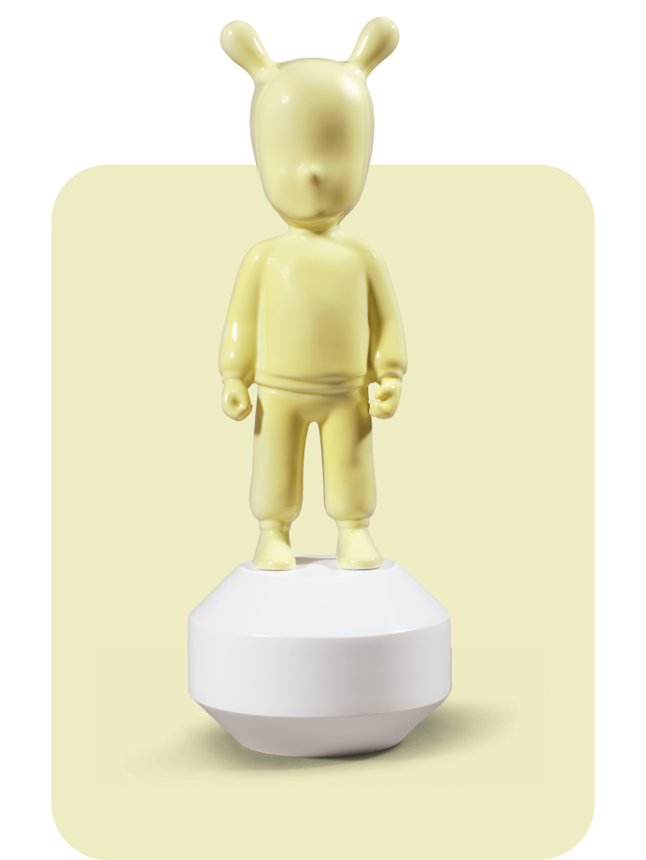 The Yellow Guest escultura