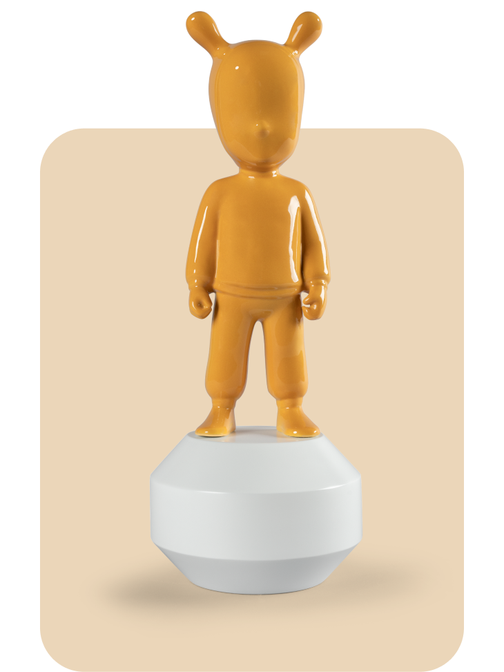 The Orange Guest escultura